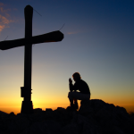 Jose Eduardo De Oliveira e Silva apresenta iniciativas católicas que transformam vidas pela fé em ação.