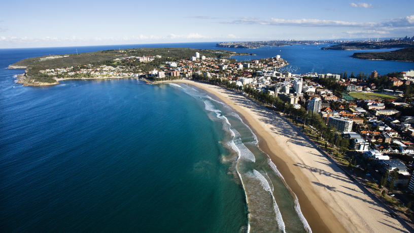 Alex Nabuco dos Santos afirma que imóveis frente-mar e vista-mar entregam qualidade de vida e forte valorização.