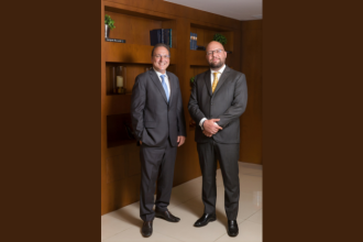 Neste artigo, Rodrigo Pimentel Advogado explica quem pode solicitar recuperação judicial no Brasil e quais são os requisitos legais para que empresas utilizem esse mecanismo de reestruturação financeira.